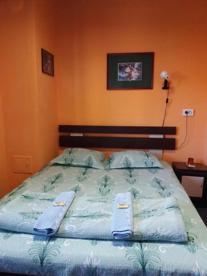 Стаи За Гости Ореха Троян Private Rooms Oreha ภายนอก รูปภาพ