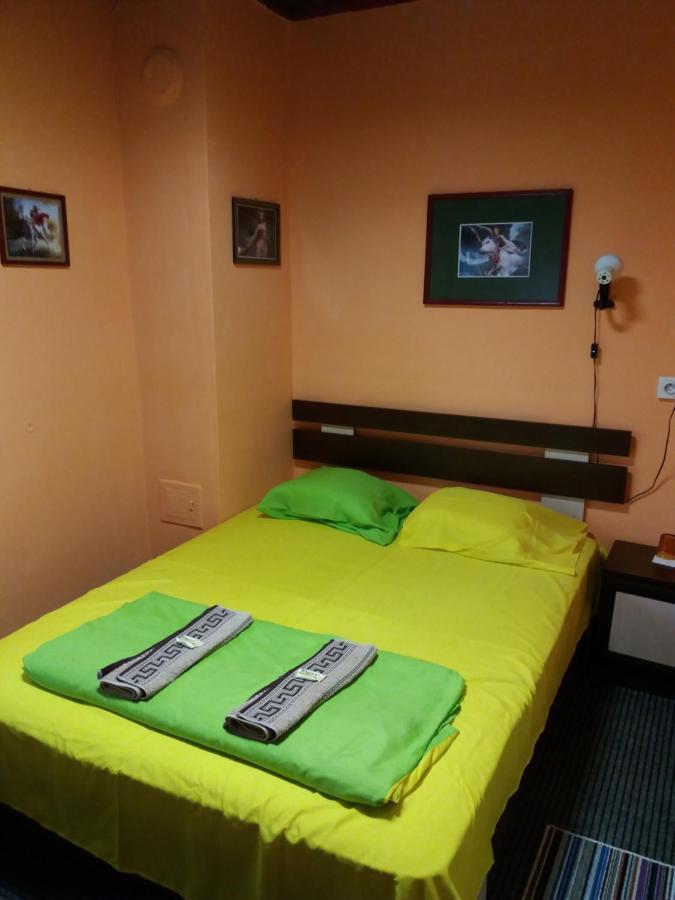 Стаи За Гости Ореха Троян Private Rooms Oreha ภายนอก รูปภาพ